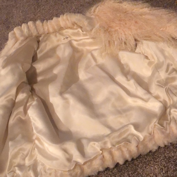🤍White rabbit fur coat!!🤍